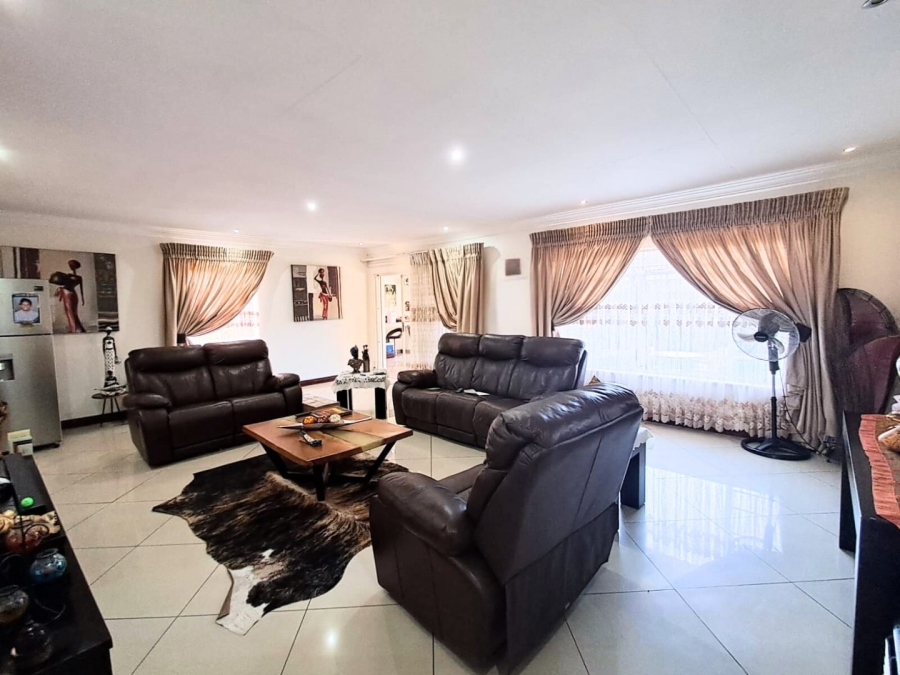 4 Bedroom Property for Sale in Vaalpark Free State